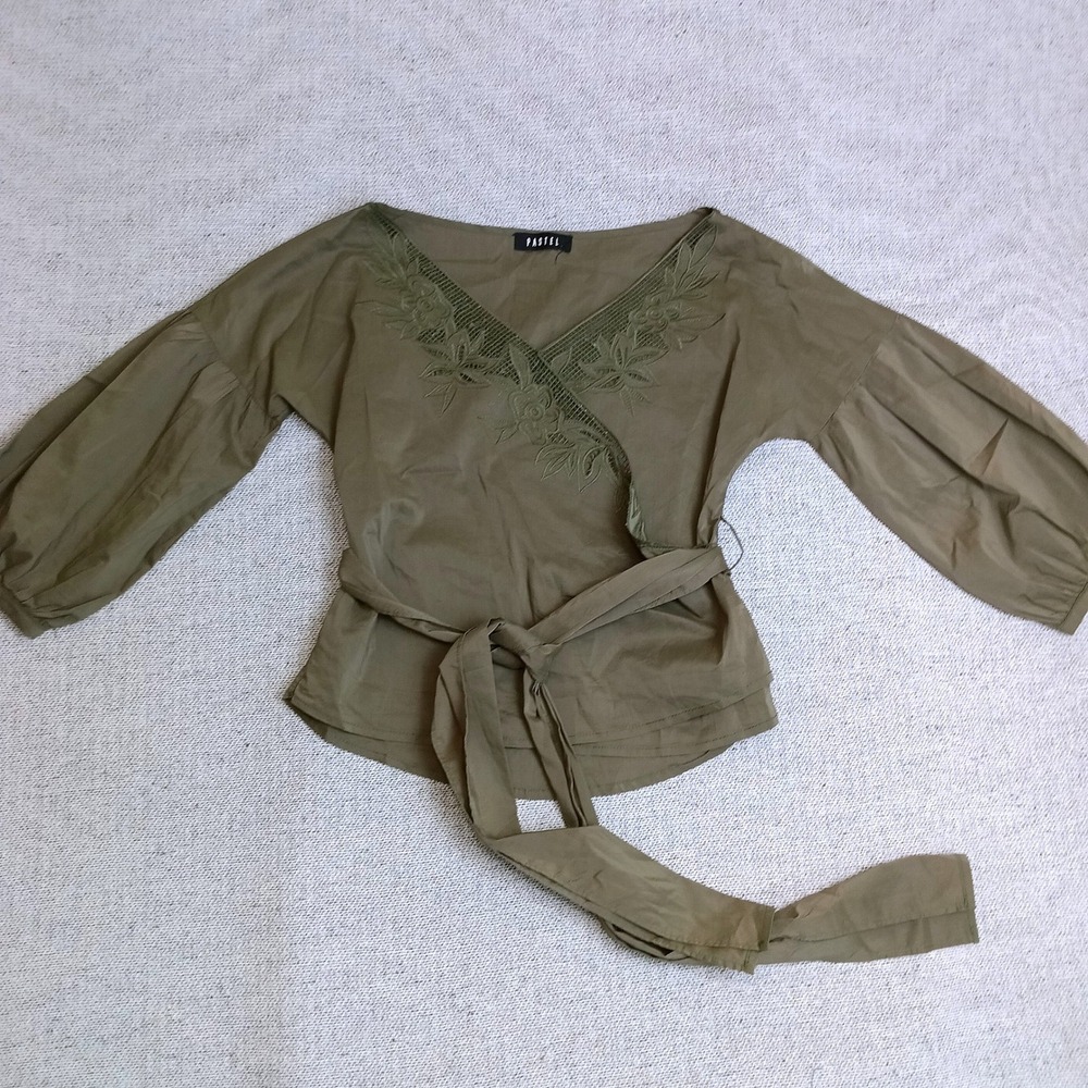 Pastel Wrap Top Womens Small Olive Green Excellent Embroidered Balloon Sleeve